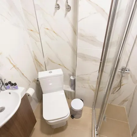 Val Center * Thessaloniki